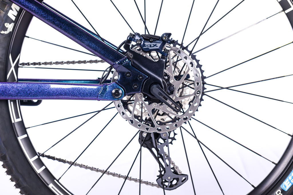 Bicicleta Elétrica Sense Exalt E-Trail AL Evo 2024 na internet