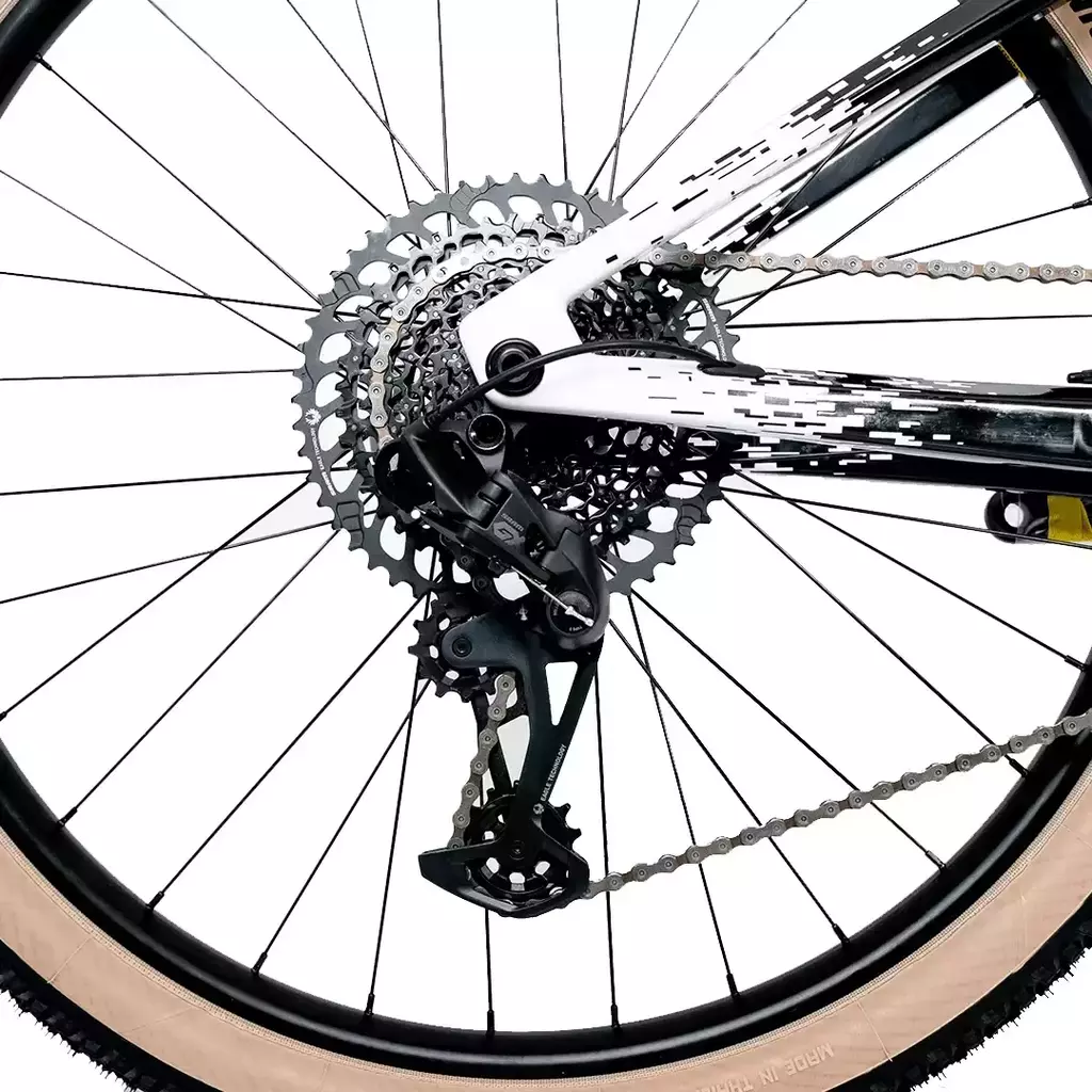 Bicicleta TSW Full Quest White Angel GX 2025 na internet